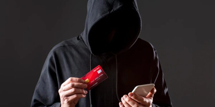 Golpe do falso advogado cresce mais de 500% entre clientes do Santander