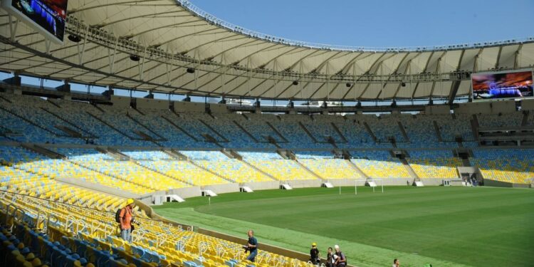 Justiça determina que Vasco e Boca Juniors joguem no Maracanã