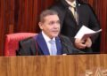 Kassio Nunes atende pedido de Flávio e manda suspender canal “Exército do Lula”