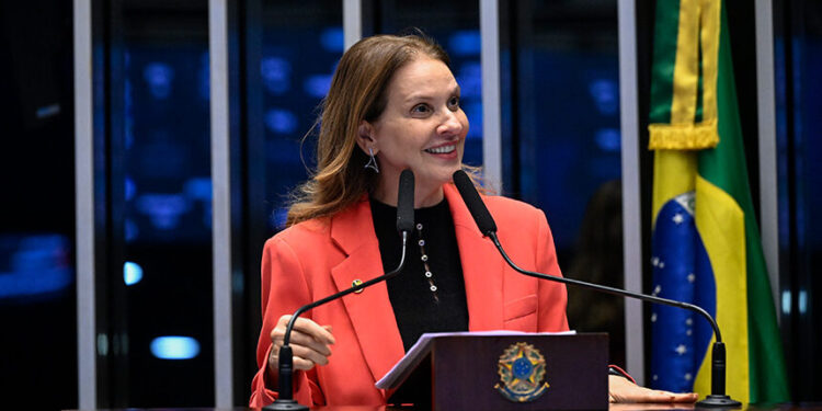 Leany Lemos alerta para risco à soberania brasileira em fala de Marco Rubio