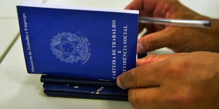 Lote complementar do abono salarial começa a ser pago nesta quinta