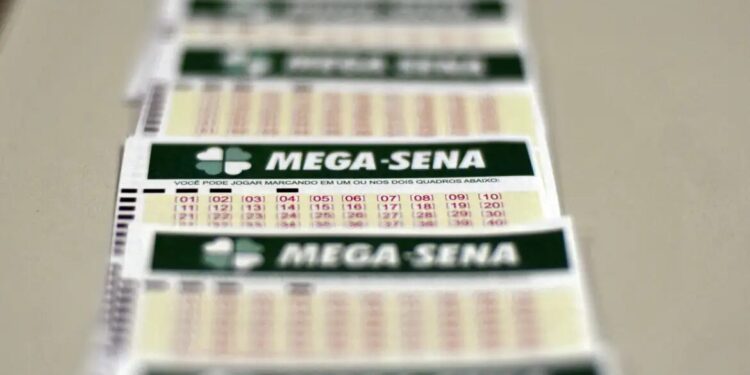 Mega-Sena sorteia prêmio acumulado em R$ 170 milhões neste domingo