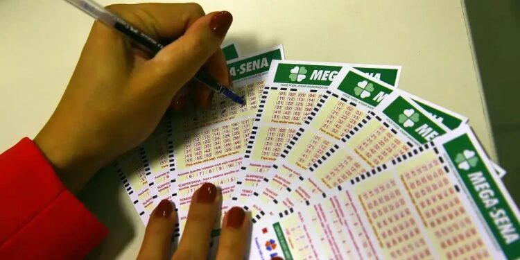 Mega-Sena terá sorteios de segunda a sexta-feira na última semana do mês