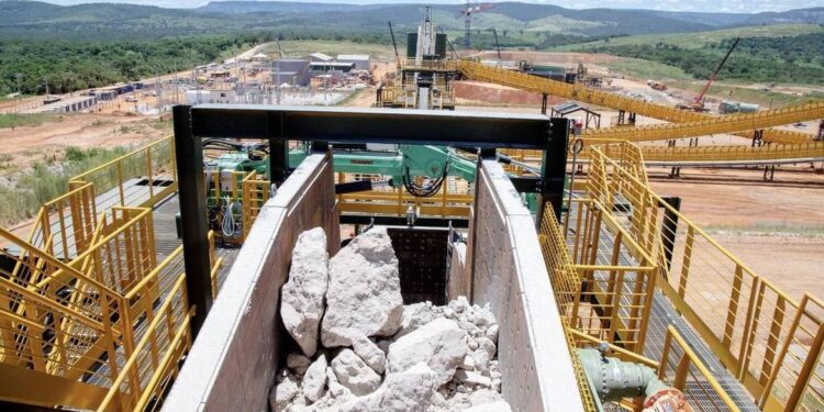 Minerais críticos e estratégicos empregam 129 mil pessoas no Brasil