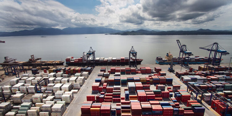 MP abre crédito extraordinário de R$ 6,5 bilhões para financiar exportadores