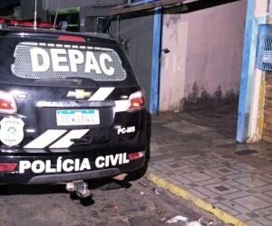 Mulher agride companheiro com socos e atira pedra contra carro da vítima em Campo Grande