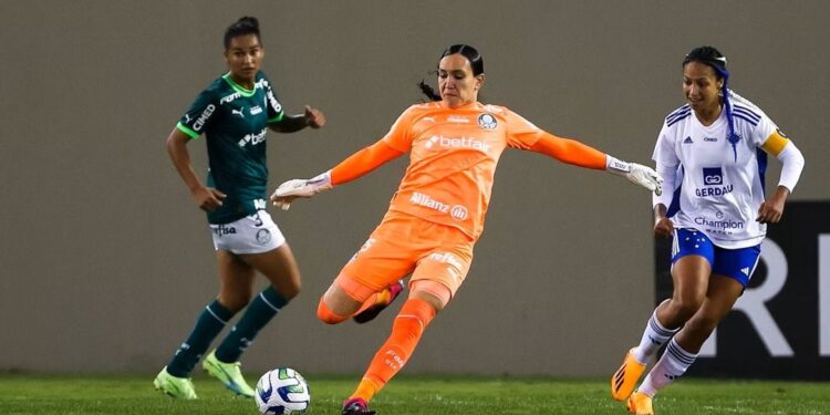 Palmeiras surpreende e deixa Kate Tapia fora da Libertadores Feminina