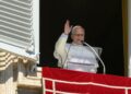 Papa está internado para retirada de nódulo no pulmão