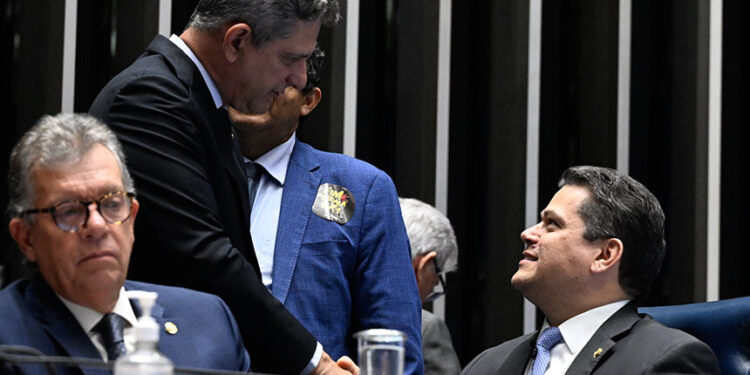 PEC da Segurança Pública está na pauta do Plenário nesta quinta-feira
