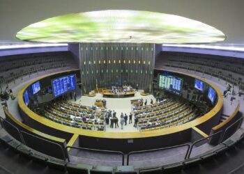 PL, PSD, PT e Republicanos têm 15 governadores eleitos