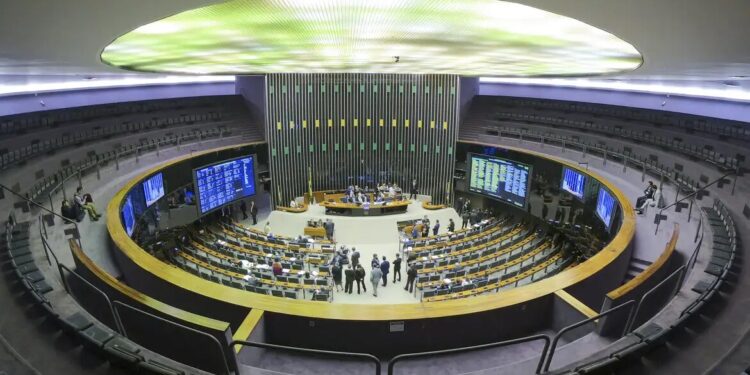 PL, PSD, PT e Republicanos têm 15 governadores eleitos