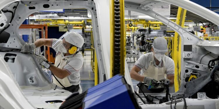 Produção de veículos tem melhor setembro desde 2014, diz Anfavea