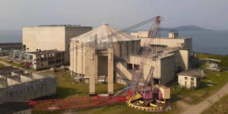 Projeto abre crédito de R$ 290 milhões para Angra 3
