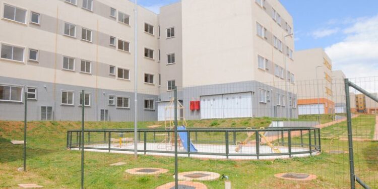 Projeto amplia recursos no Orçamento para negociação de contratos habitacionais antigos