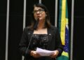 Projeto cria Carteira Nacional do Cuidador Familiar Atípico