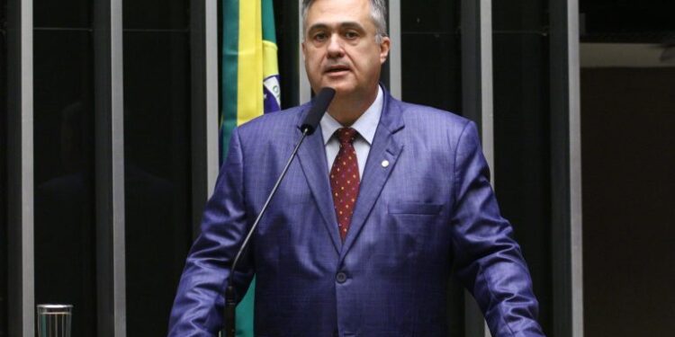 Projeto exclui salário de Jovem Aprendiz do cálculo de renda do Bolsa Família