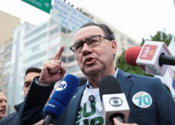Terceiro colocado, Cury fala em manter “silêncio” no segundo turno