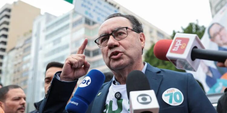 Terceiro colocado, Cury fala em manter “silêncio” no segundo turno
