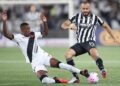 Vasco vence o Botafogo em clássico no Nilton Santos e se distancia ainda mais do Z-4 do Brasileiro