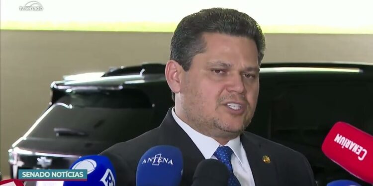 Vídeo: 2º turno: “Que o povo faça sua escolha livremente”, diz Davi