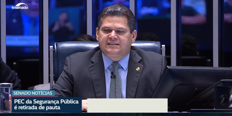 Vídeo: PEC da Segurança voltará à pauta após acordo sobre emendas, anuncia Davi